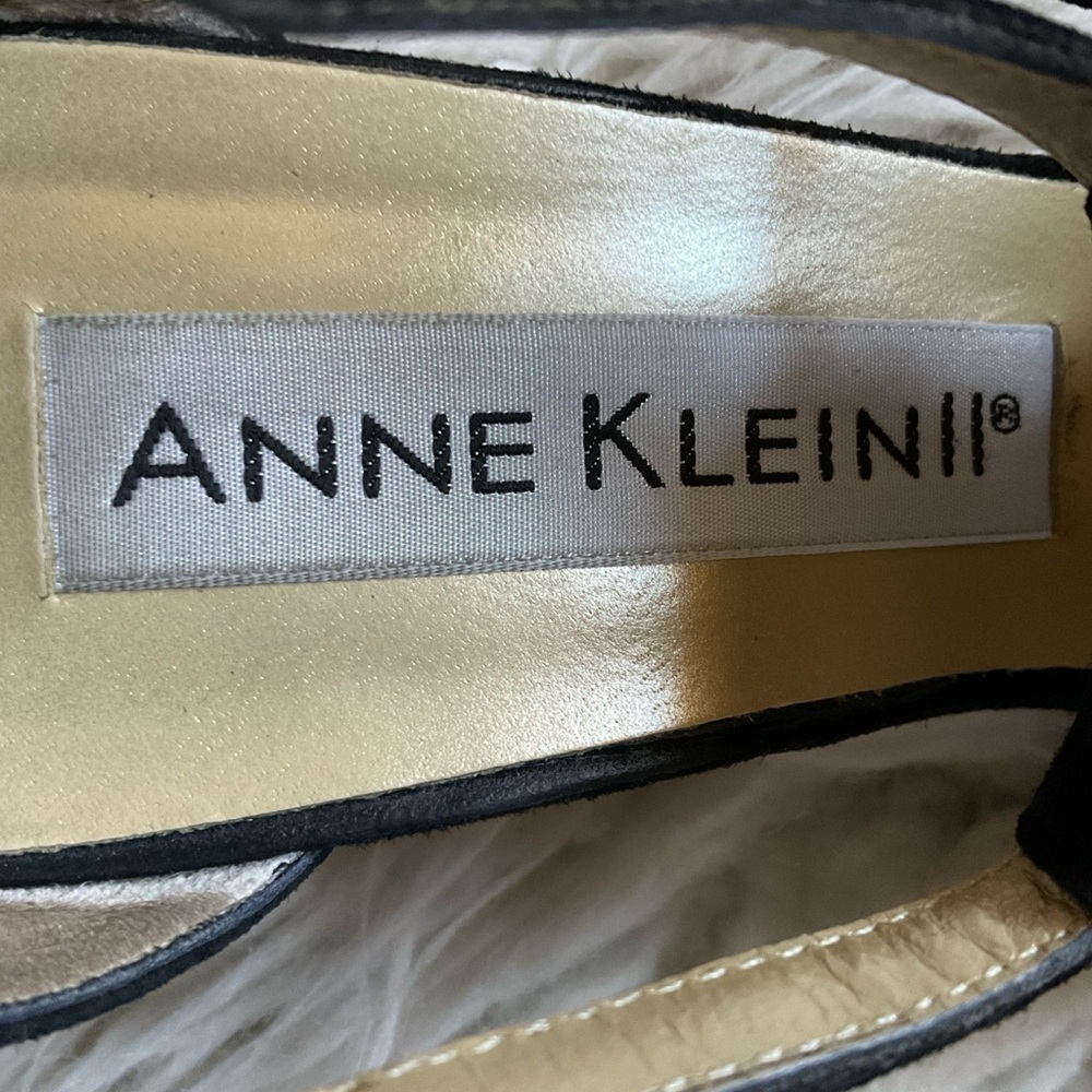 Anne Klein Vintage Black Suede Leather Fringe Tassel Pointed Toe Heels Size 7N - Picture 9 of 11